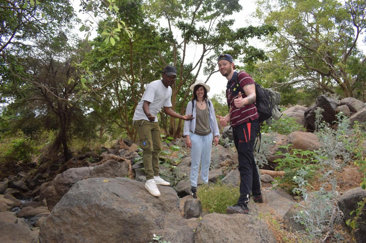 Ngorongoro Lodge คาราทู ภายนอก รูปภาพ