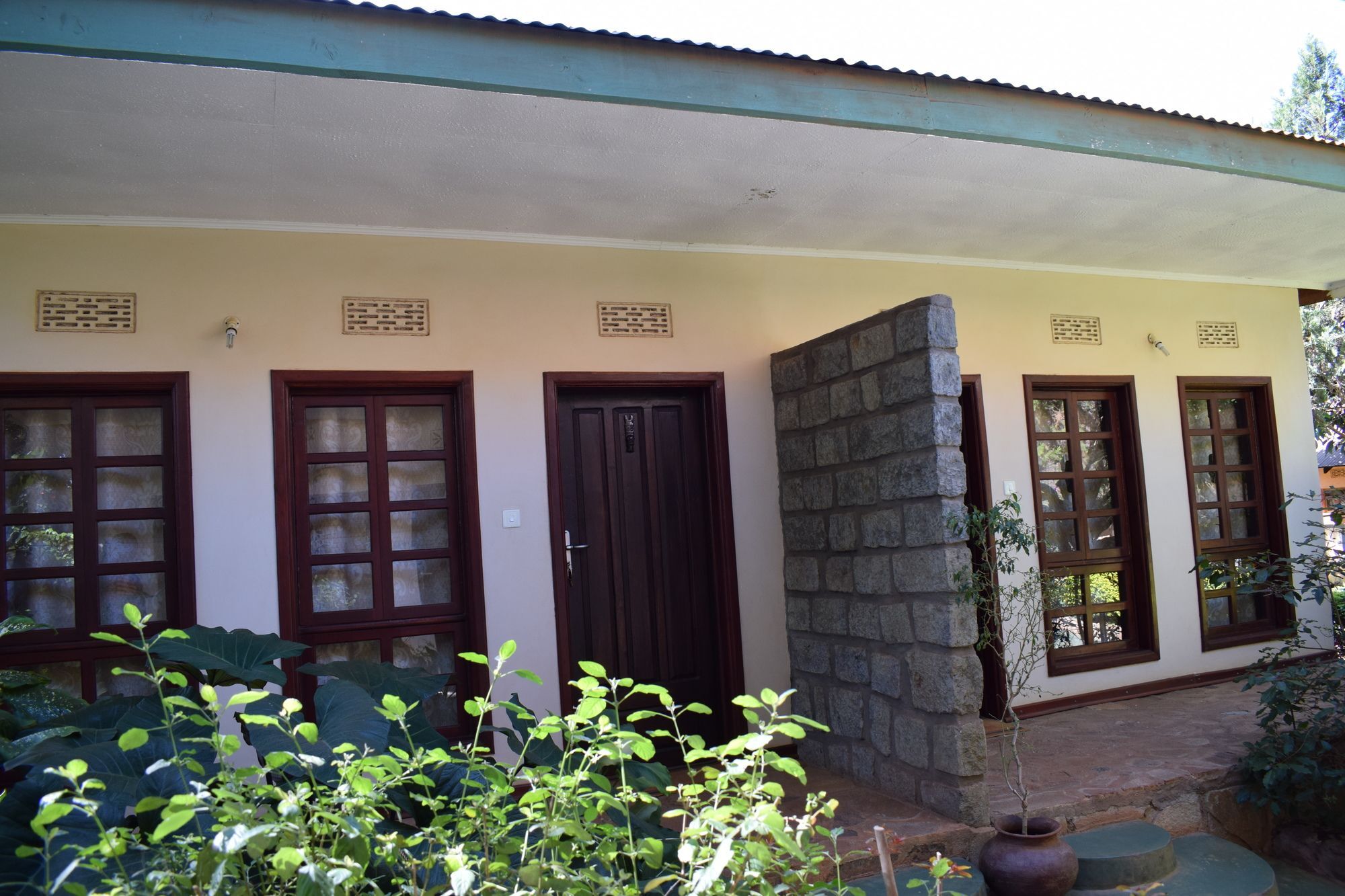 Ngorongoro Lodge คาราทู ภายนอก รูปภาพ